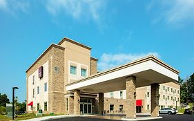 Comfort Suites Fishkill Near Interstate 84